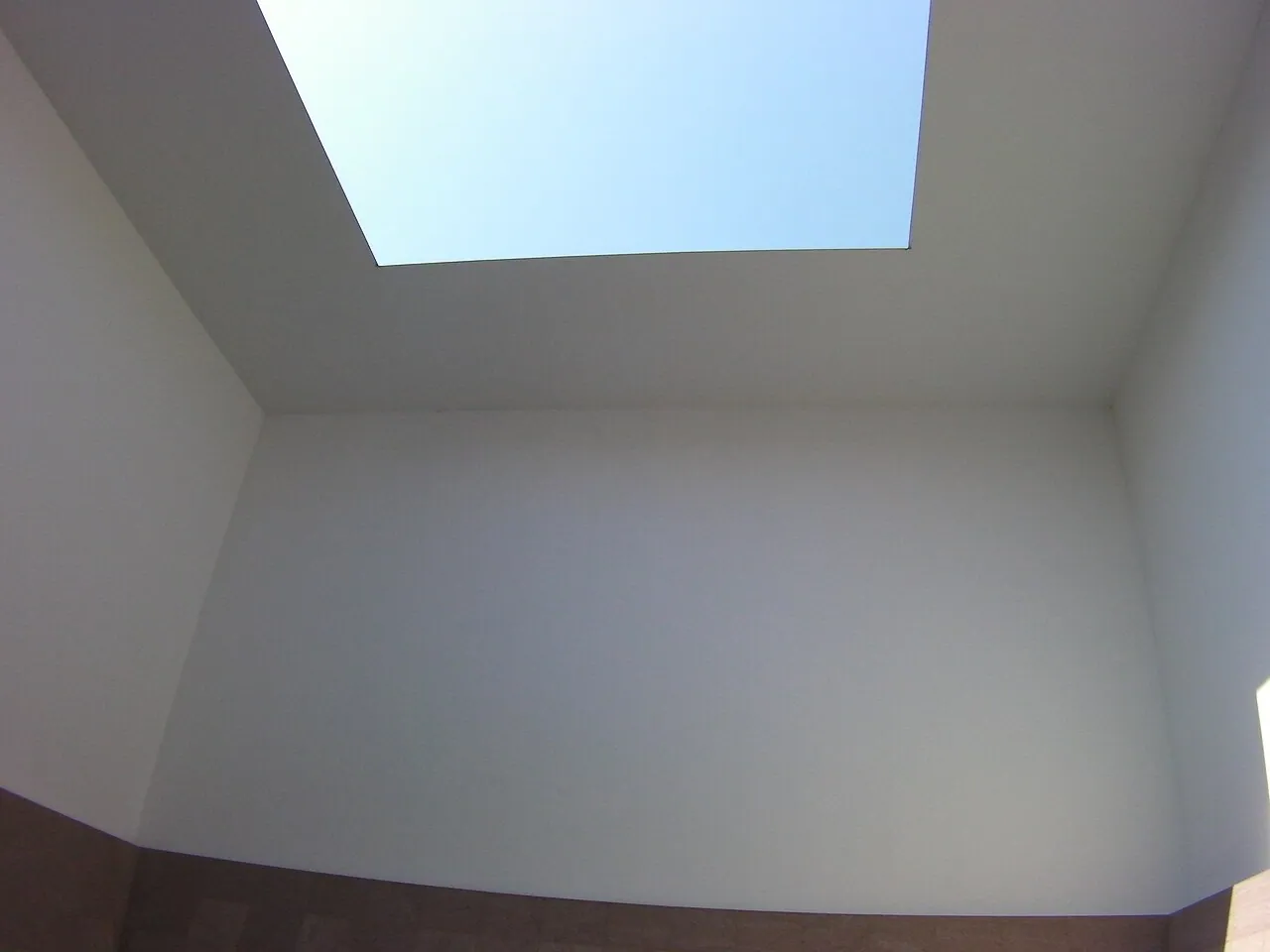 21st Century Museum of Contemporary Art, Kanazawa: Interior · 'Blue Planet Sky' in the Turrell's room at 21st Century Museum of Contemporary Art, Kanazawa