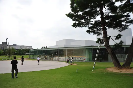 Photo 3: Exterior · DSC_1132