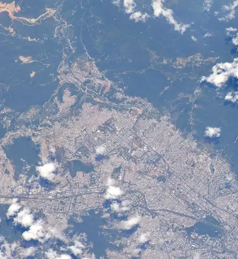 Photo 7: Plan · View of Venezuela taken during ISS Expedition 27