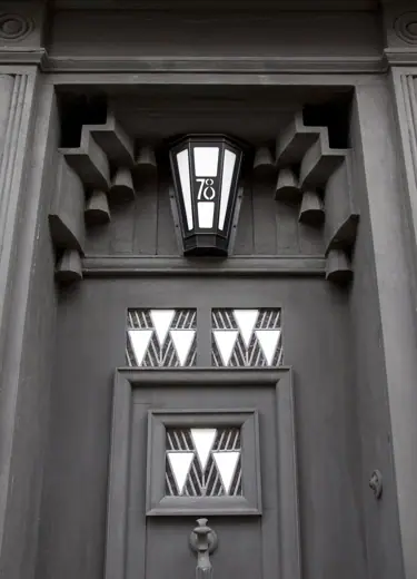 Photo 3: Detail · 78 Derngate, Northampton was an ordinary early 19th Century terraced house