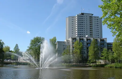 Photo 4: Exterior · Bremen-Vahr: AWO-Seniorenwohnanlage Hanna-Harder-Haus, Berliner Freiheit 9 C