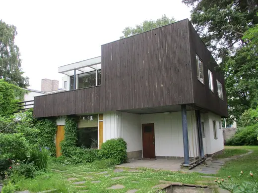 Photo 2: Exterior · This is a photo of a monument in Finland identified by the ID 'Aalto Works' (Q127518238)