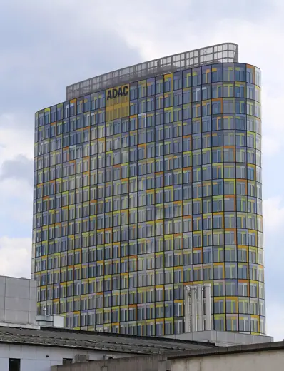 Photo 3: Exterior · ADAC-Zentrale, München (von der Ridlerstraße aus gesehen)