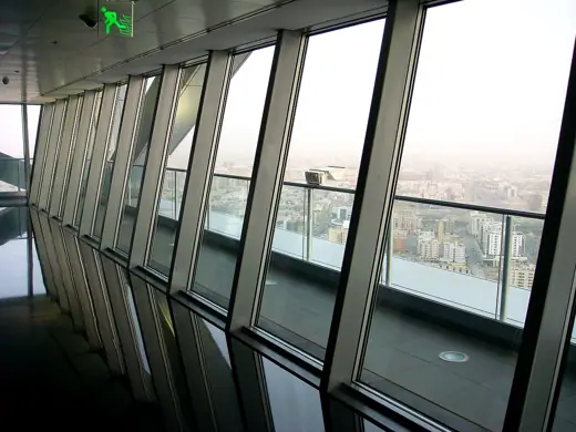 Photo 6: Interior · glass view at the Al Faisaliyah Center