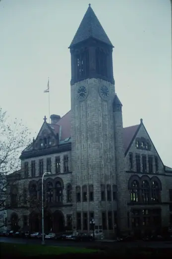 Photo 3: Interior