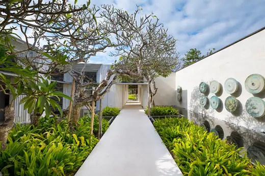 Photo 4: Interior · Alila Villas, Bali