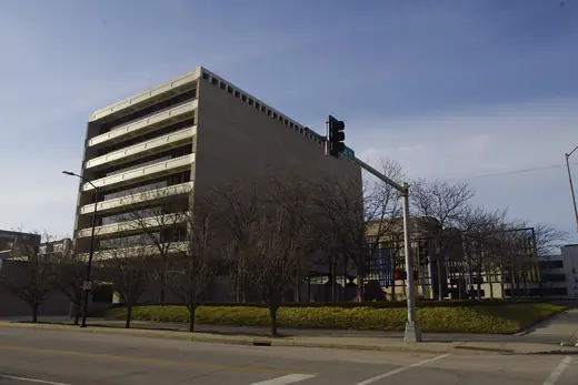 Photo 2: Exterior · American Enterprise Group (Des Moines, Iowa)