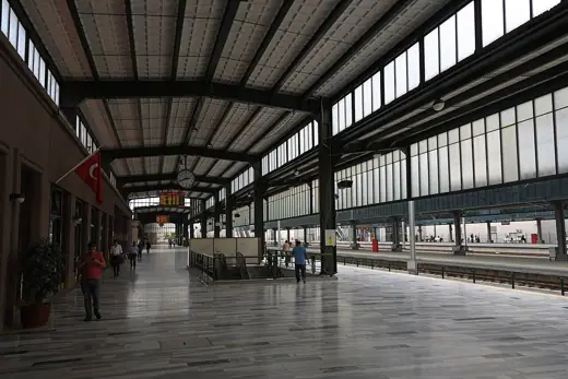 Photo 2: Exterior · I have no more information