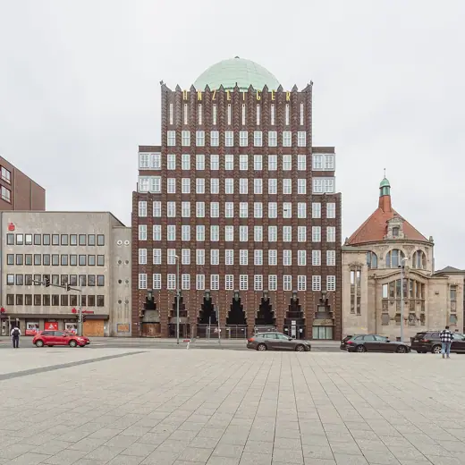 Photo 4: Exterior · View across the Goseriede to the Anzeiger-Highrise