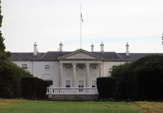 Photo 3: Exterior · Dublin