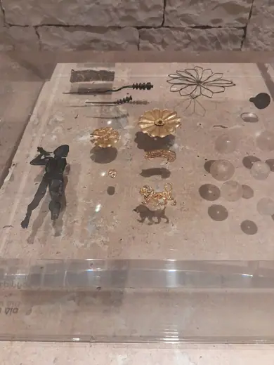 Photo 4: Exterior · Gold stuff at the Archaeological Museum of Ioannina, Greece