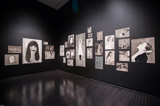 Photo 6: Interior