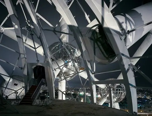 Photo 5: Interior