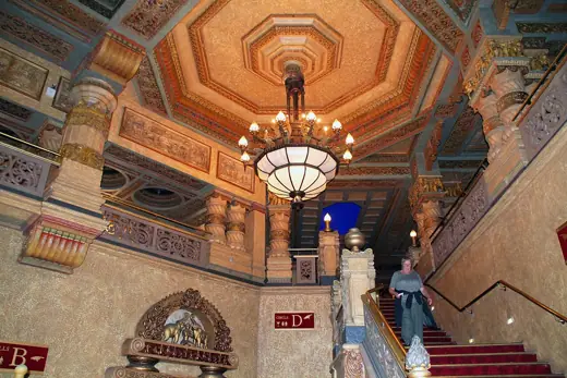 Photo 5: Interior