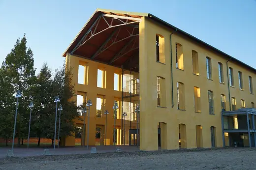 Photo 3: Interior