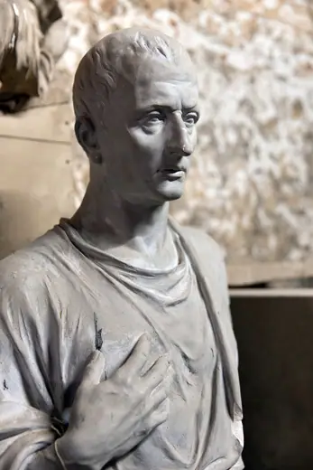 Photo 5: Interior · Models made of gypsum of statues, reliefs etc