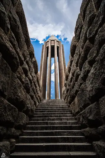 Photo 5: Interior · Avicenna Mausoleum in Hamadan, Iran