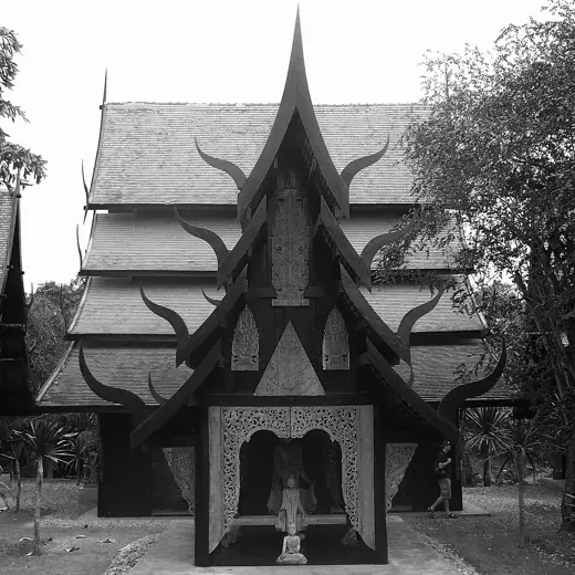 Photo 2: Exterior · Baan Dam, Chang man Thailand