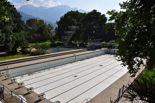 Photo 3: Exterior · vasca olimpionica: 50m x 21m x 2m