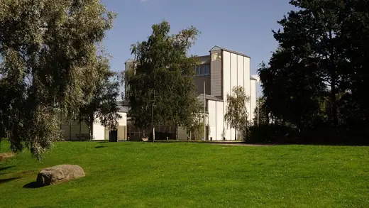 Photo 3: Exterior · Bagsværd Kirke - Jørn Utzon - 1973-1976