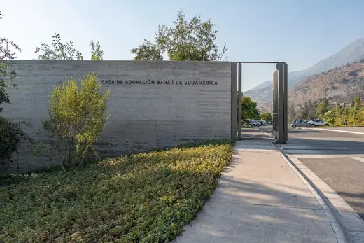 Photo 2: Exterior · Bahá'í Temple Entrance