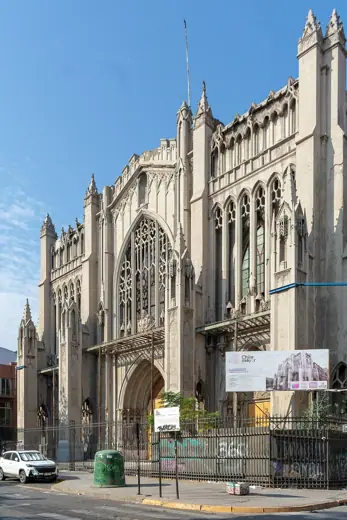 Photo 4: Exterior · Basílica del Salvador, Santiago, Región Metropolitana, Chile