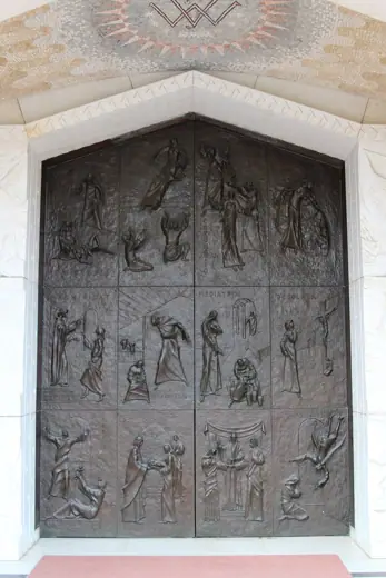 Photo 6: Detail · Door of Mercy of the Church of the Annunciation