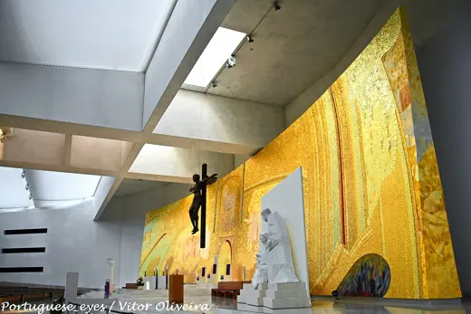 Photo 6: Interior
