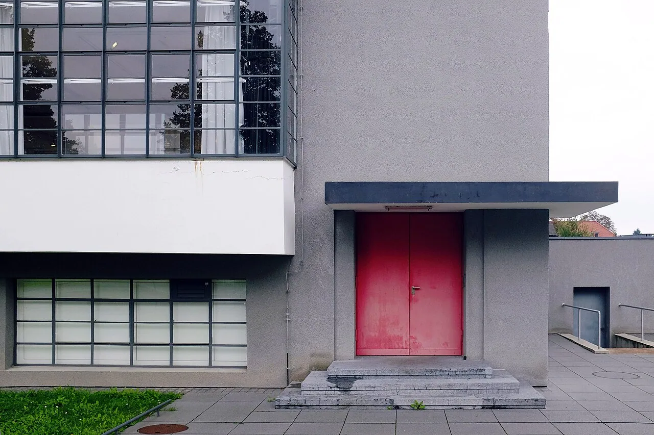 Bauhaus Dessau: Detail · Dessau-Bauhaus