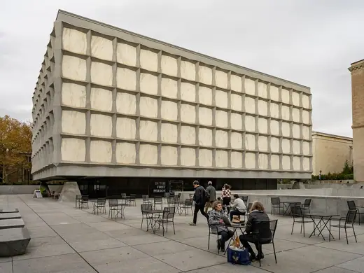 Photo 2: Exterior · New Haven, CT
