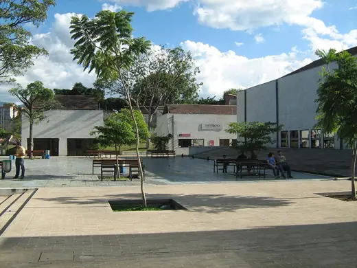 Photo 2: Exterior · Parque biblioteca Belén, Medellín, Colombia