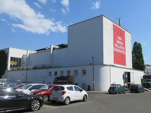 Photo 2: Exterior · Bellevue Teatret in Gentofte Municipality, Denmark