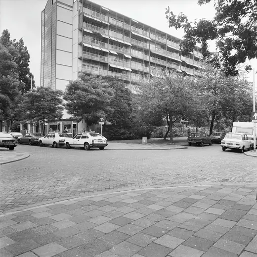 Photo 4: Exterior · Bergpolderflat, overzicht