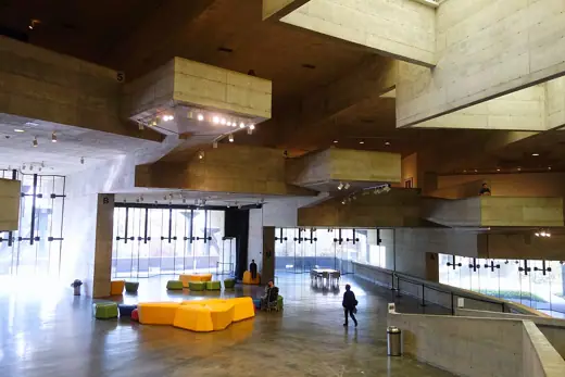 Photo 5: Interior