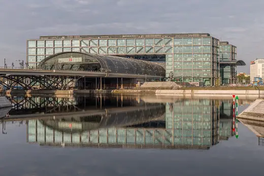 Photo 3: Exterior · East facade of Berlin Central Station as seen at early dawn from Alexanderufer