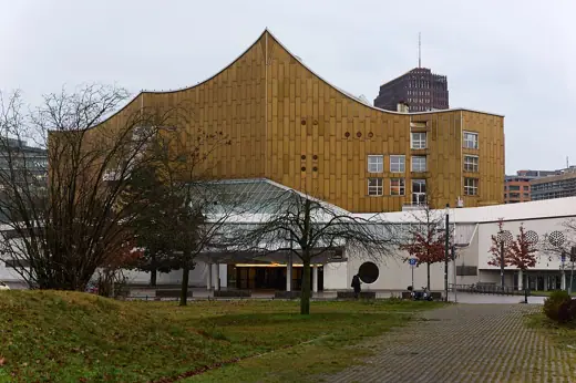 Photo 3: Exterior · Berliner Philharmonie building in Berlin-Tiergarten