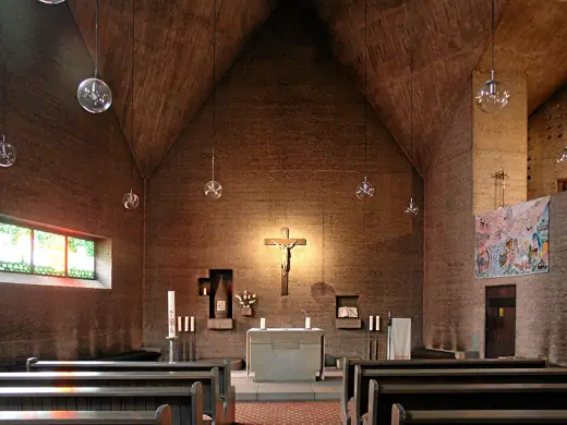 Photo 5: Interior