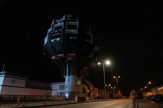 Photo 6: Context · Bierpinsel bei Nacht am 7