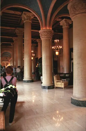 Photo 5: Interior