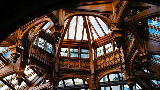Photo 5: Interior