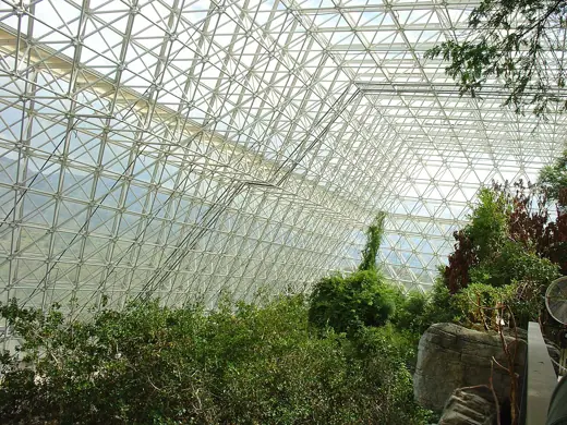 Photo 5: Interior