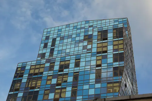 Photo 4: Exterior · New York