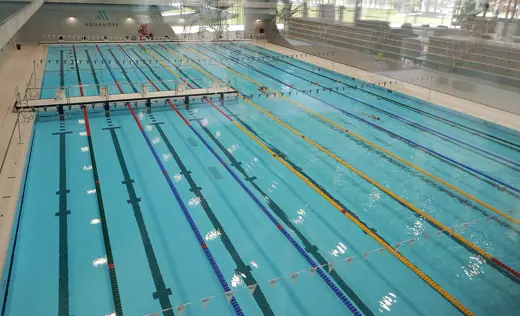 Photo 4: Exterior · Veduta della piscina del Nuovo Campus SANAA dell'Università Bocconi a Milano