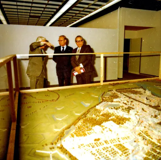 Photo 7: Model