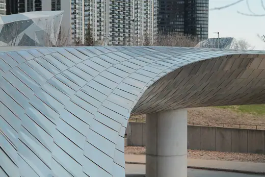 Photo 5: Detail