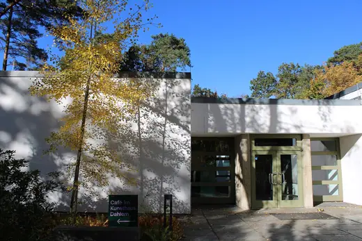 Photo 3: Exterior · Brücke-Museum Berlin, Haupteingang, Oktober 2025