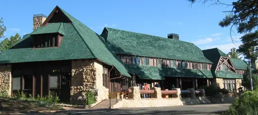 Photo 1: Exterior