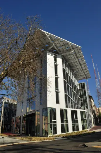 Photo 1: Exterior · Bullitt Center , Seattle, Washington
