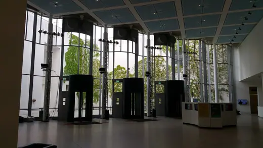 Photo 6: Interior · Bonn, Kunst-und Ausstellungshalle der Bundesrepublik Deutschland - Eingangsbereich