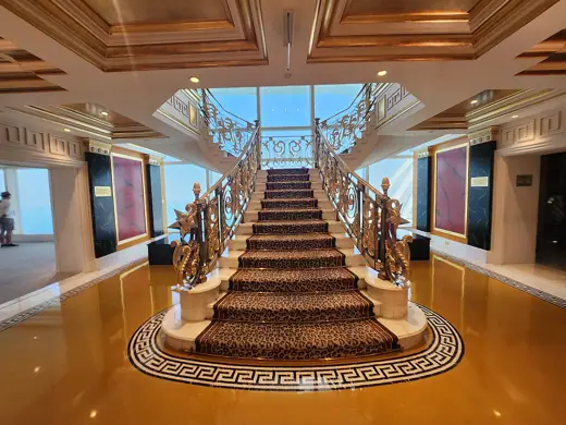 Photo 5: Interior · stairs